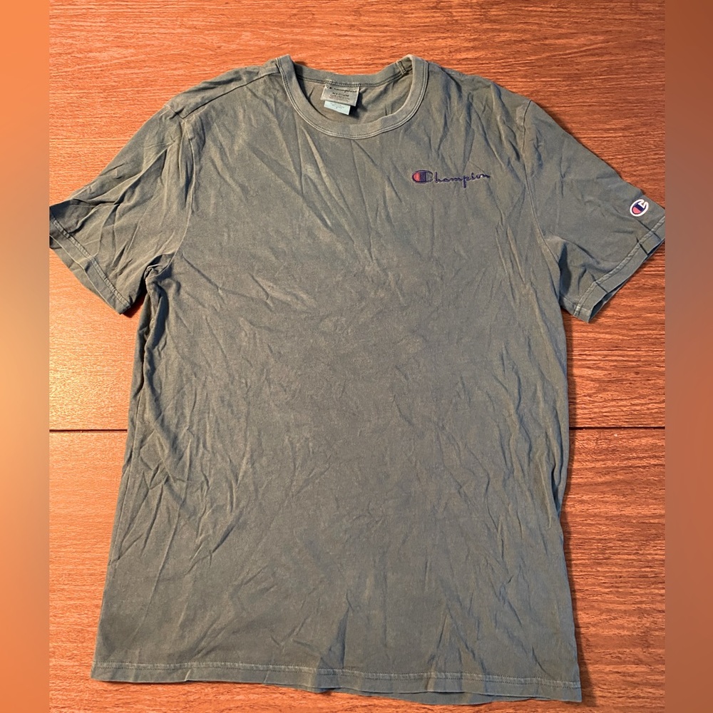 EUC Champion T-Shirt size Men’s Medium